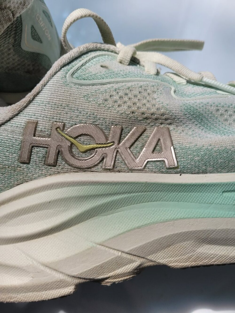 Hoka Clifton 10 Women's Running Shoe Size 7.5 - Picture 3 of 10